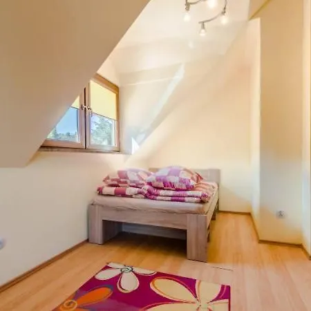 Dom Koral * Poddąbie