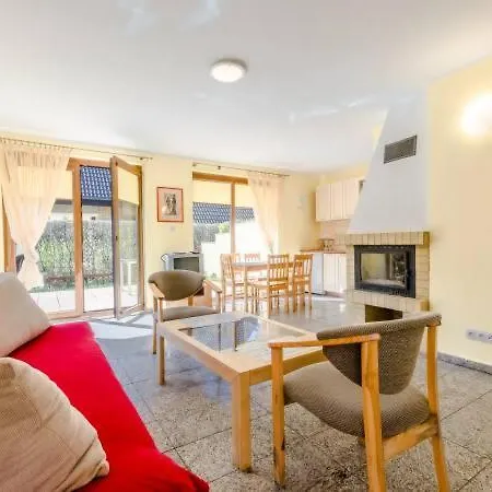 Dom Koral * Poddąbie