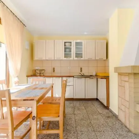 Dom Koral * Poddąbie