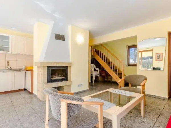 Dom Koral * Poddąbie